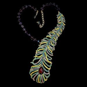 Heidi Daus Pretty as a Peacock Masterpiece New in Box